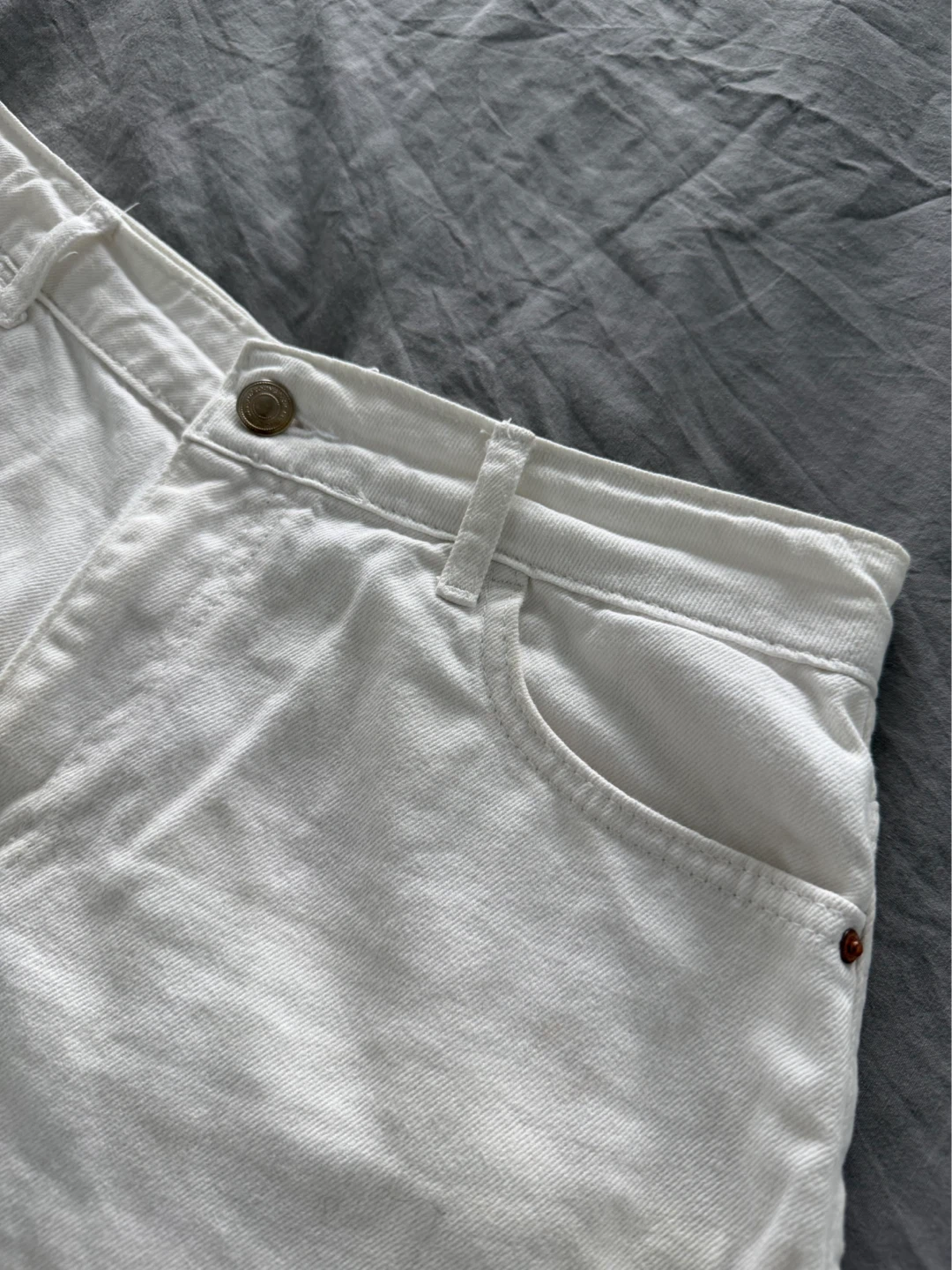 Free White Denim Cutoff Shorts - photo 3