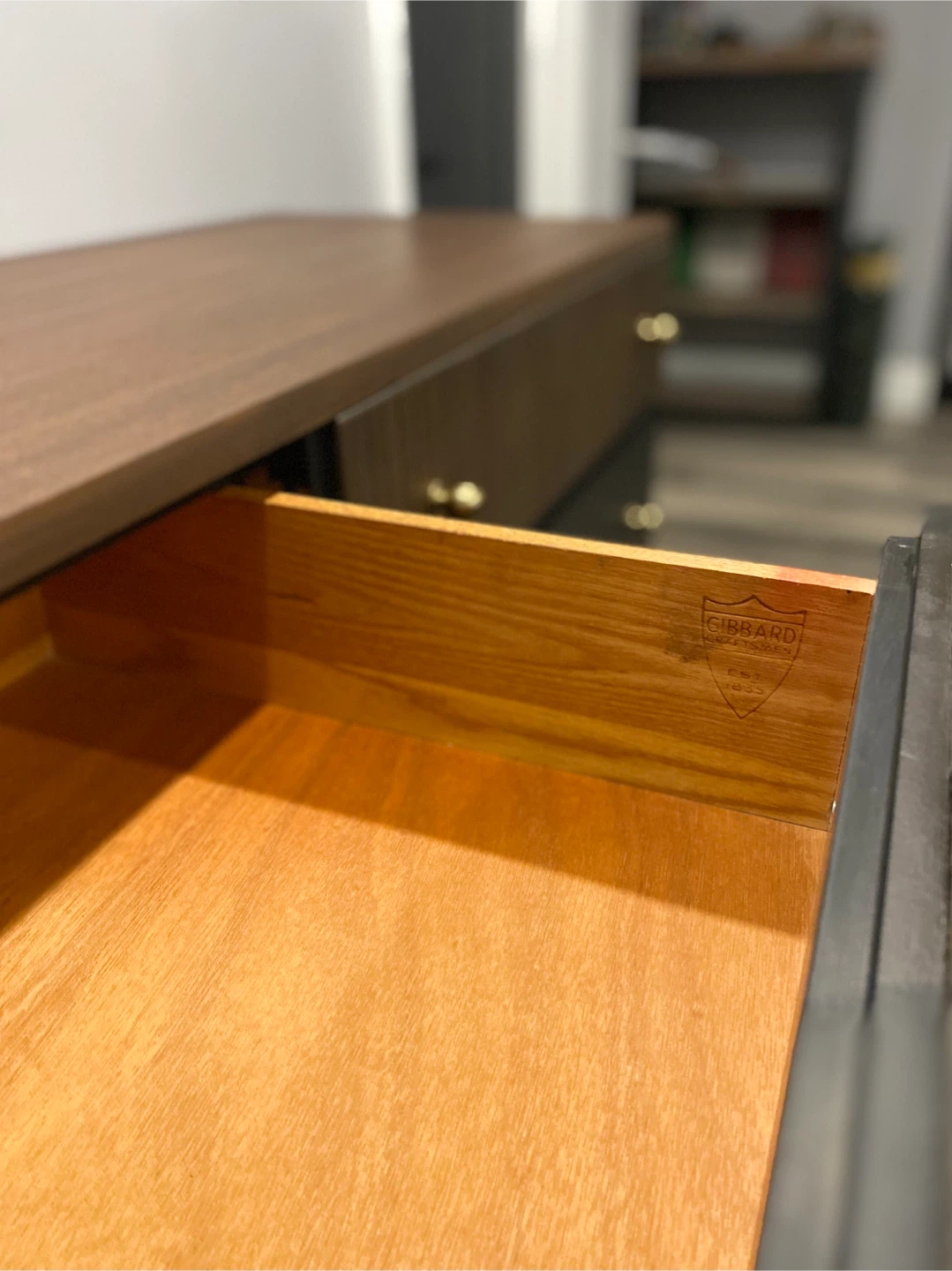 ✨ Refinished Gibbard Mahogany Dresser / Fluted Detail - photo 5