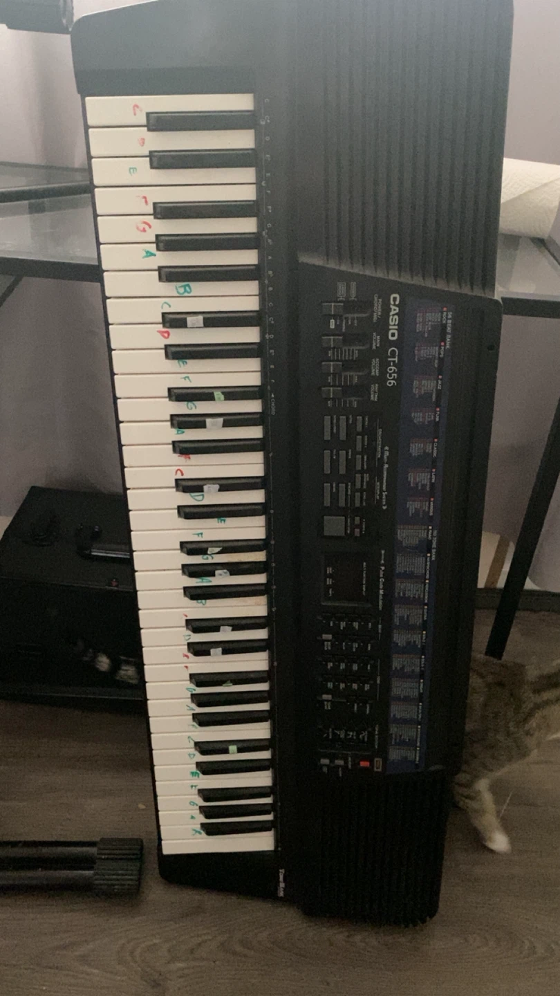 Casio CT-656 Keyboard with Stand