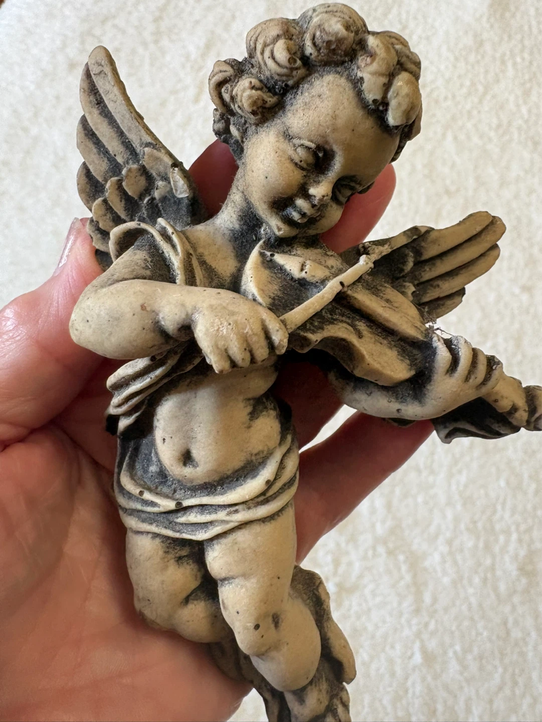 Vintage Cherub Wall Plaque Figurine Playing Violin - photo 2