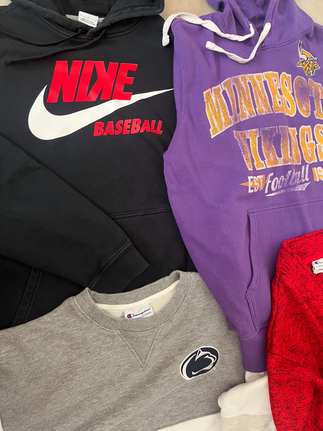 Bundle of 4 Hoodies & Sweatshirts for $40 - photo 3