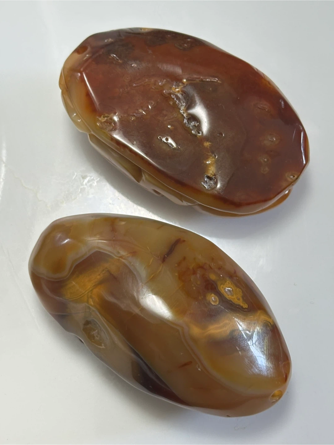 Pair Chinese Clever-Cut Carnelian Agate Shoubawan - photo 2