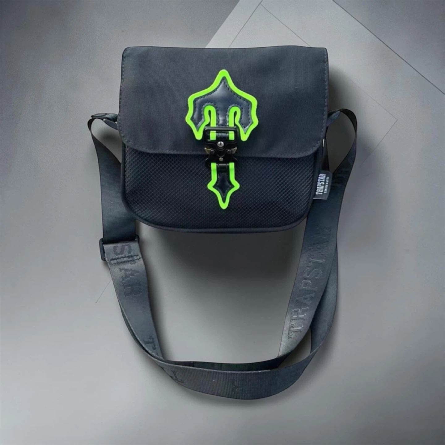 Trapstar Crossbody Bag - photo 4