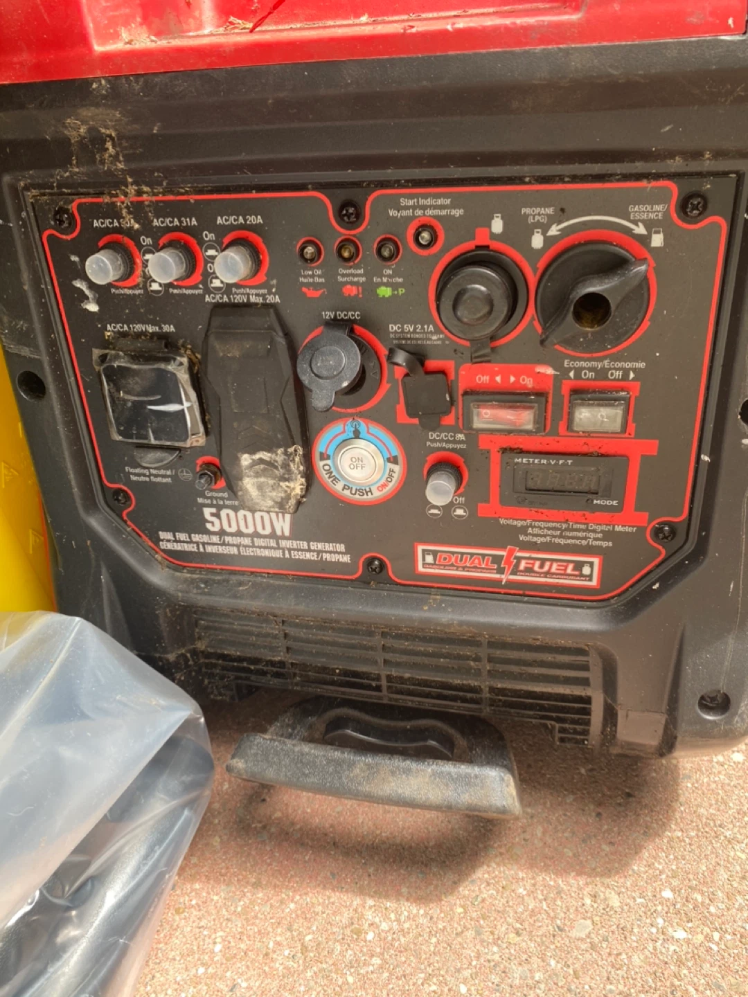King Canada 5000W Dual Fuel Inverter Generator - photo 2