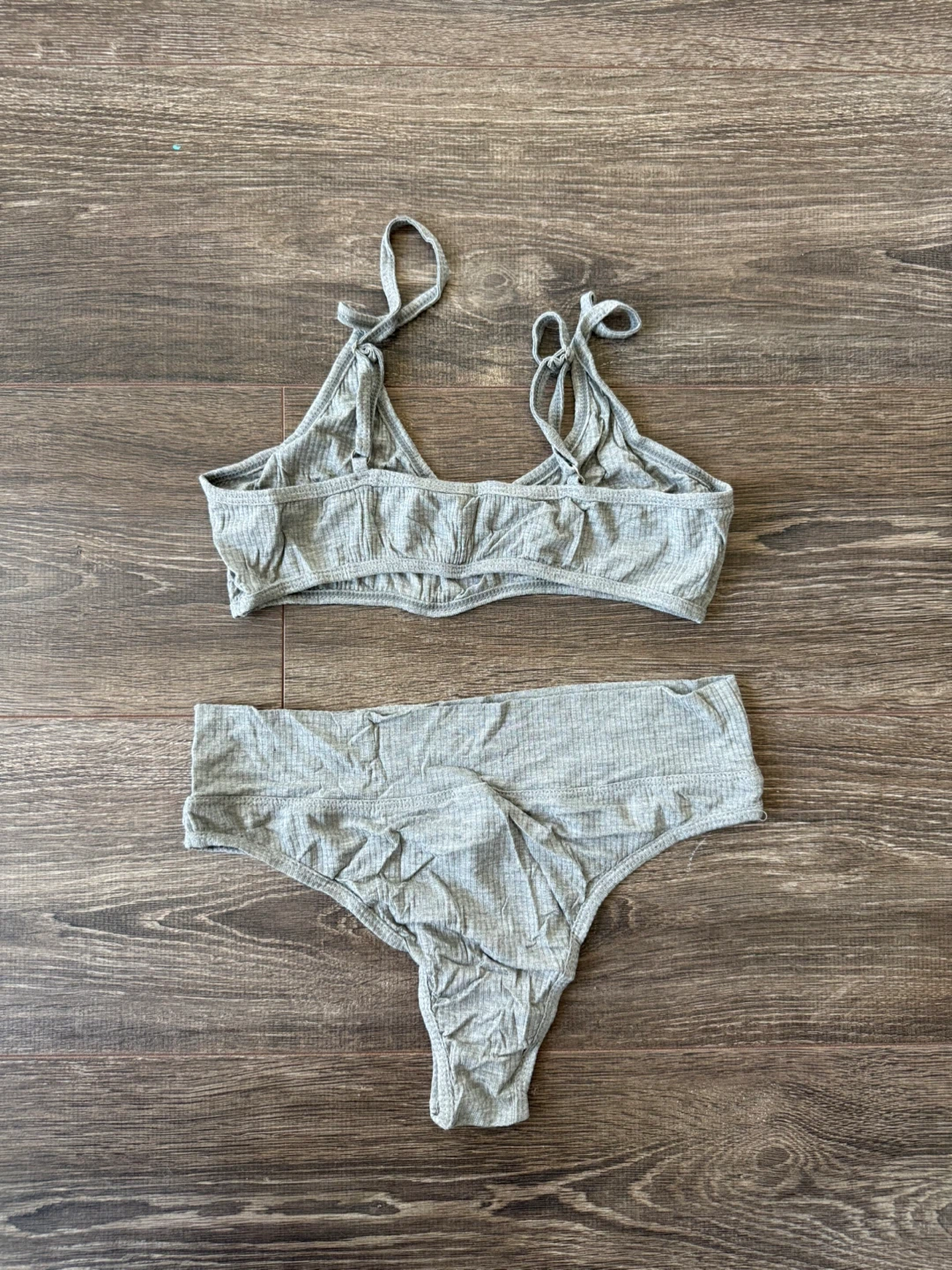 New Grey Ribbed Bralette and Panty Set - Size L - photo 3