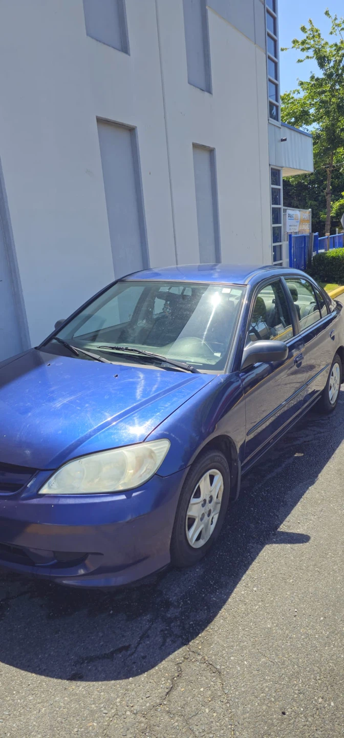 2004Honda Civic Sedan - photo 3
