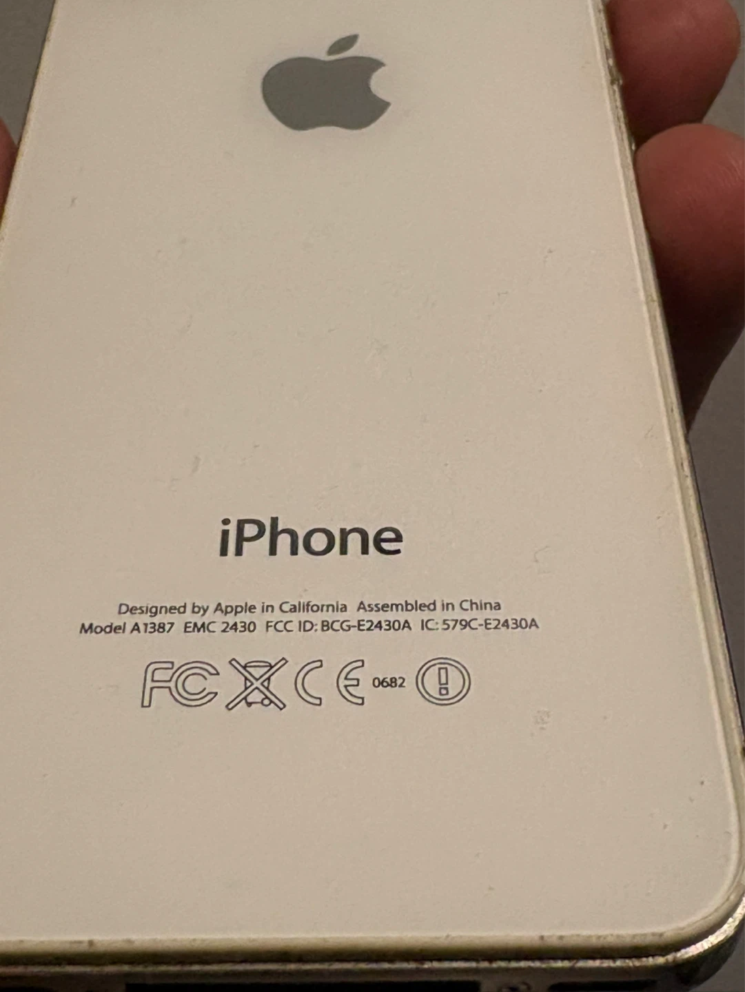 White Apple iPhone 4 - photo 3