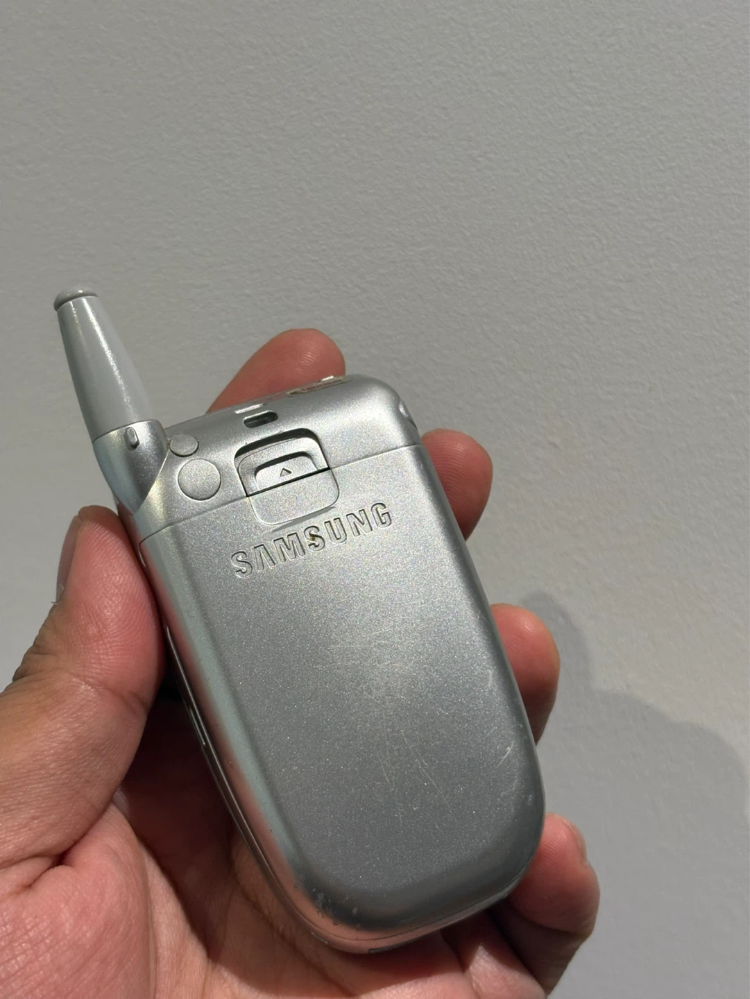 Samsung Flip Phone - photo 3