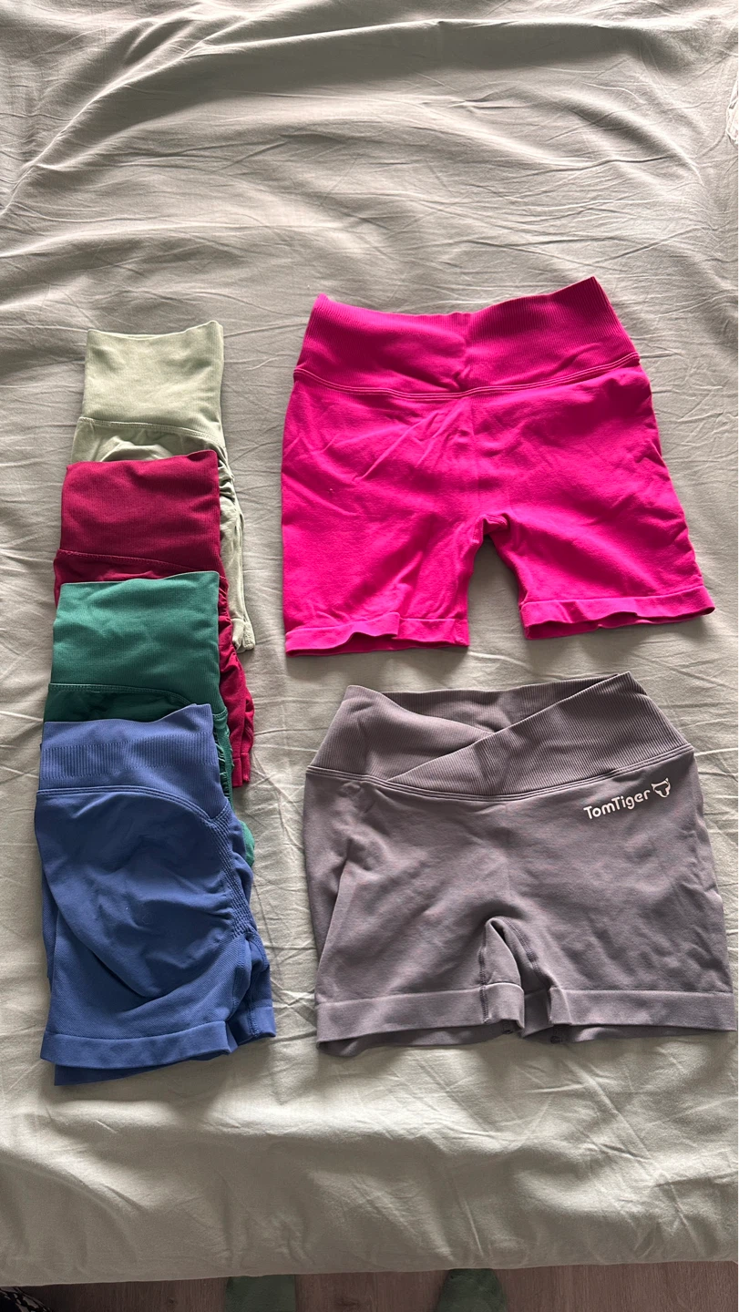 Gym shorts 5$/e or 20$/all
