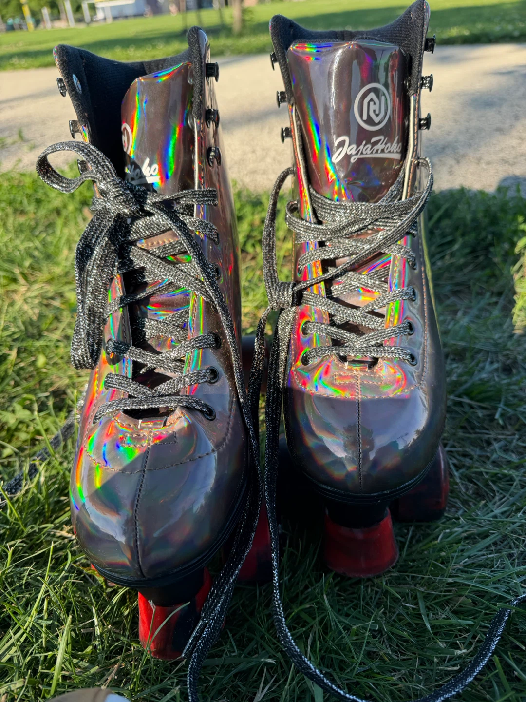 JajaHoka Roller Skates - Holographic