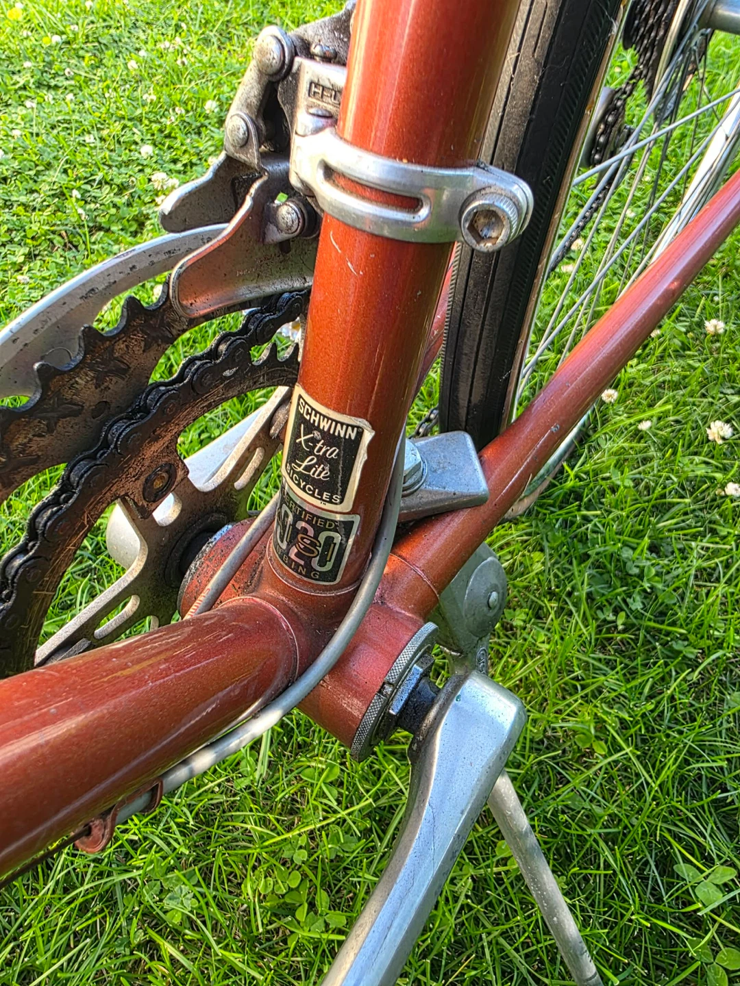 schwinn Le Tour Tourist road bike.Rear tire has slow leak, - photo 5