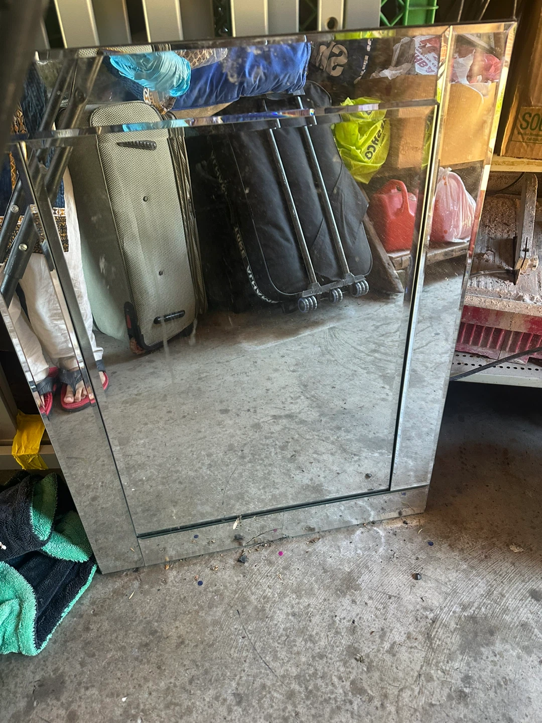 Mirrored Cabinet