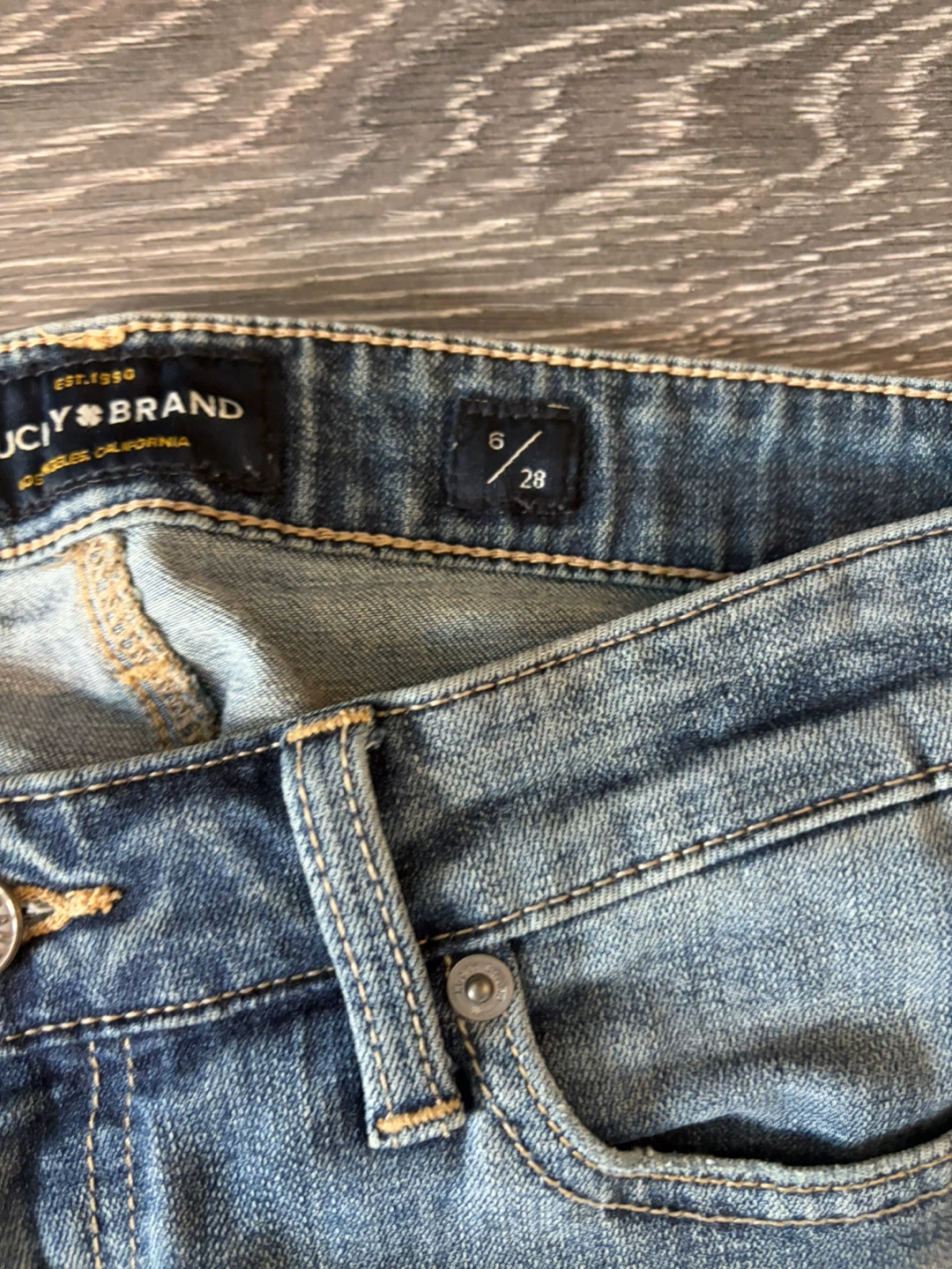 Lucky brand low rise jeans - photo 2