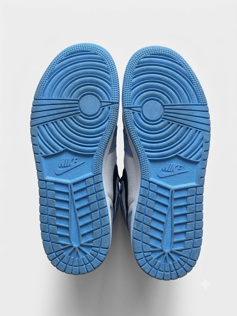 Nike Air Jordan 1 Retro High OG University Blue - photo 4