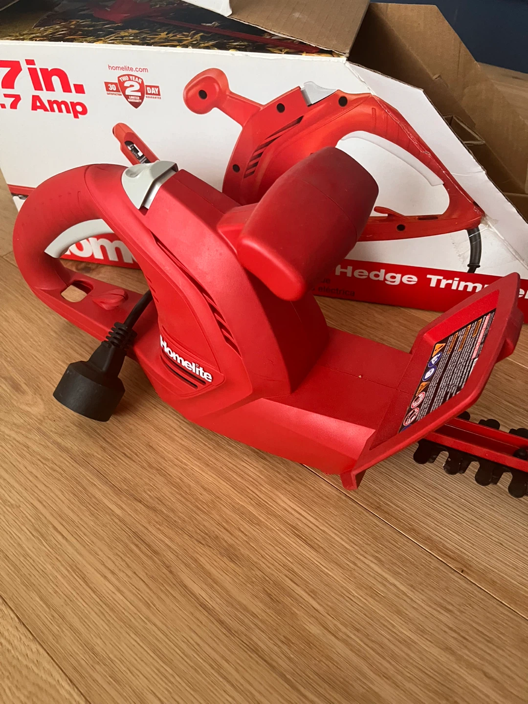 Homelite 17 in. Electric Hedge Trimmer - 2.7 Amp - photo 2