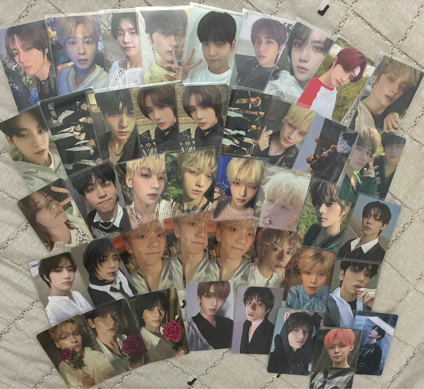 txt kpop photocards