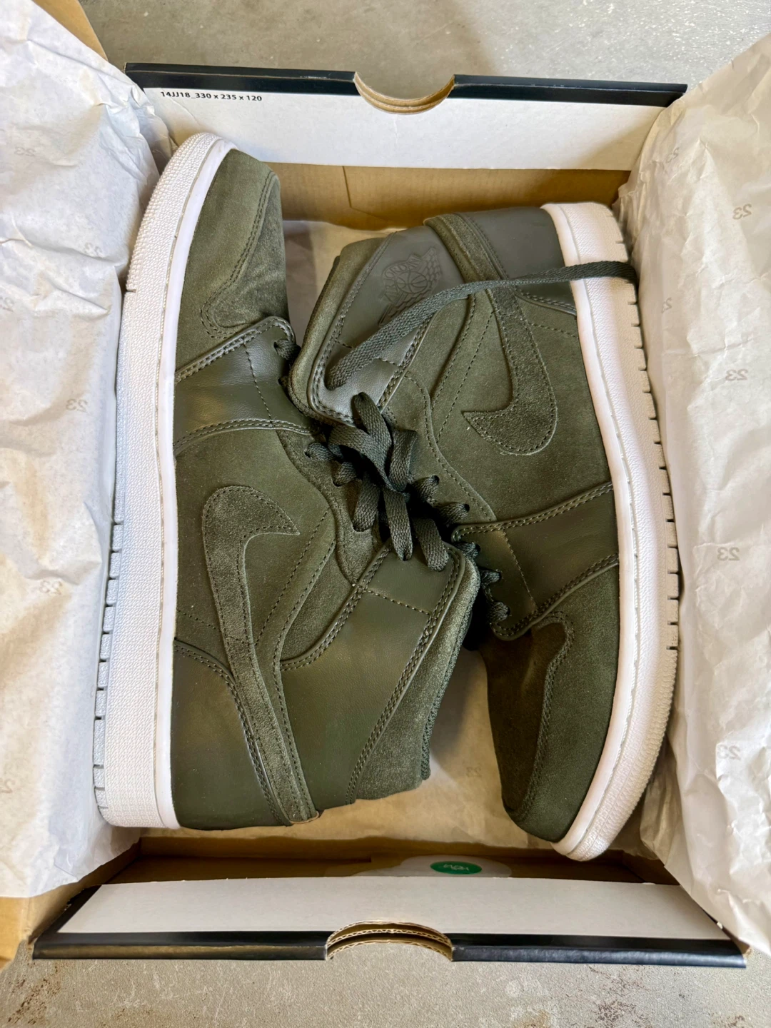 Air Jordan 1 Mid SE Olive Green US11 - photo 4
