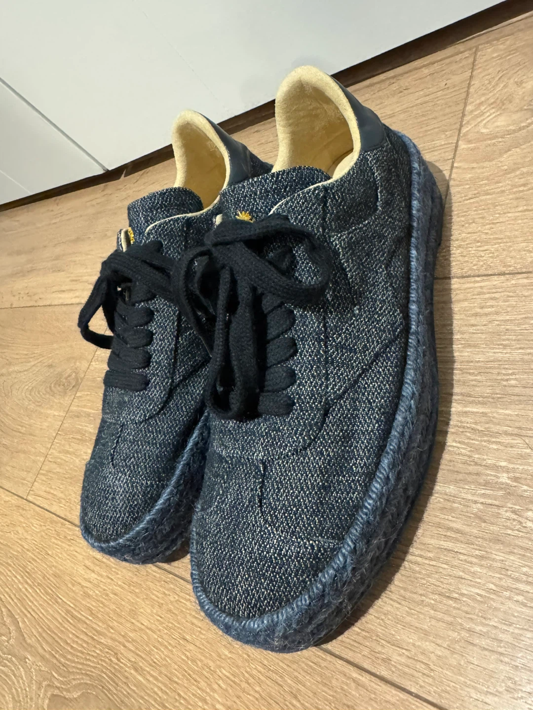 Stuart Weitzman denim Sneakers - photo 2
