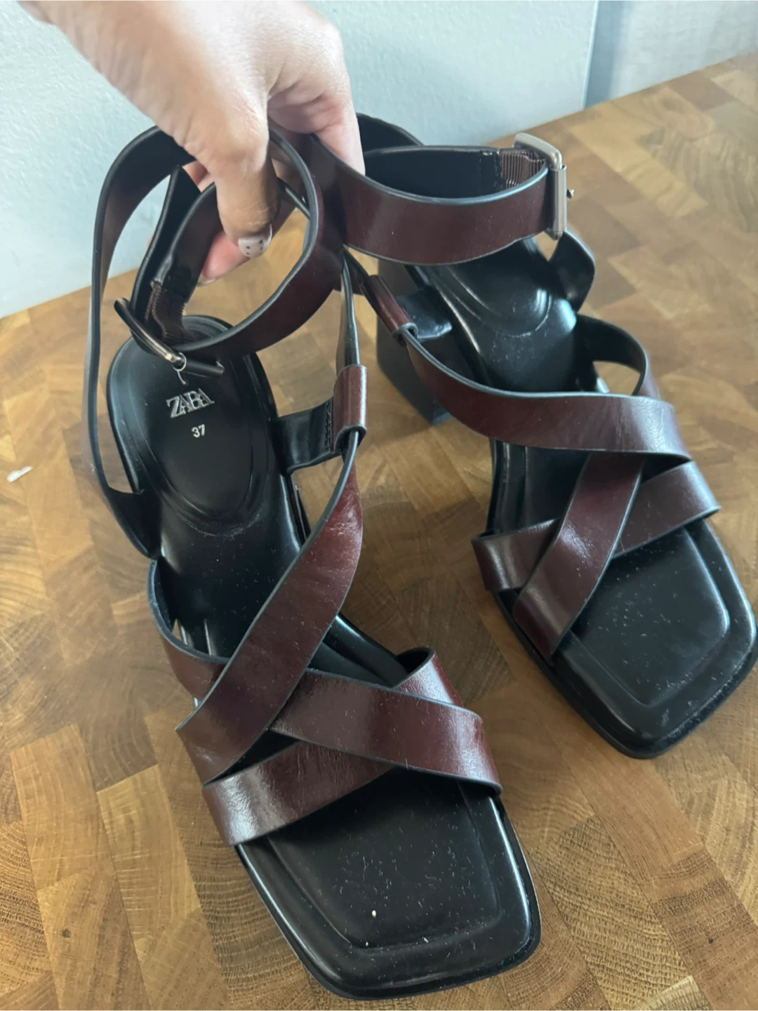 Zara Women's Heeled Sandals Size 37