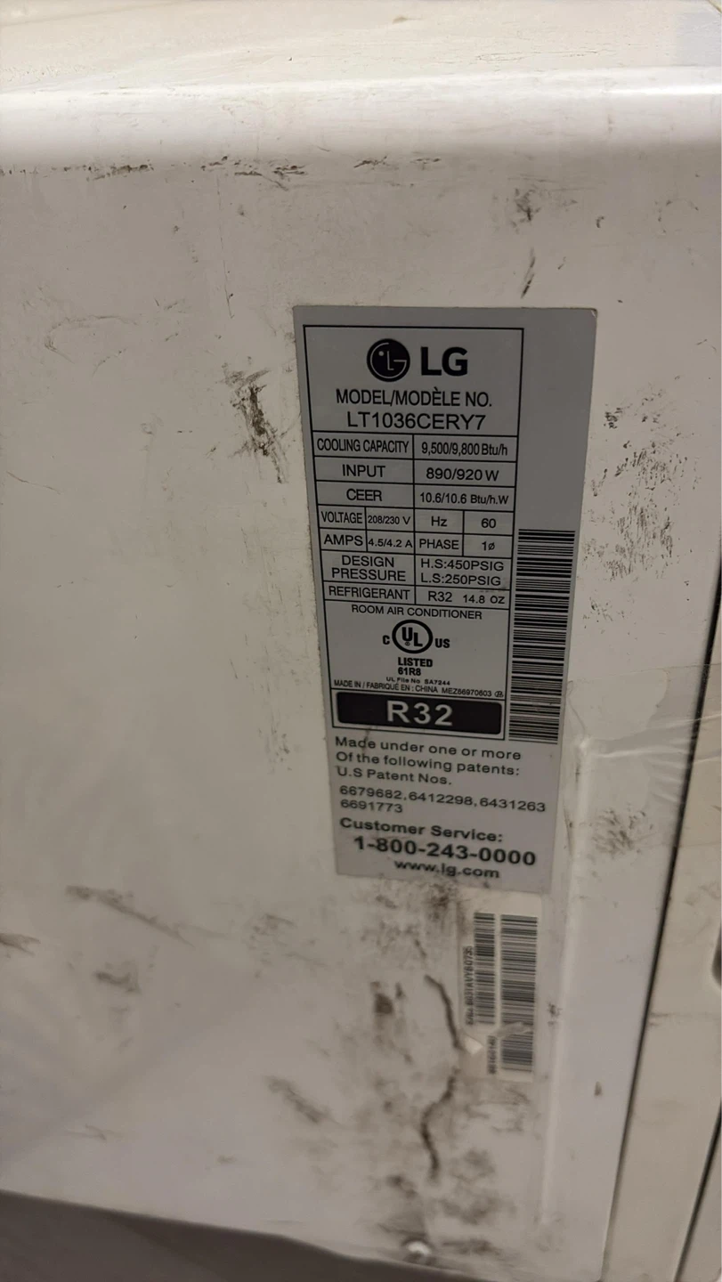 LG Window Air Conditioner - photo 2