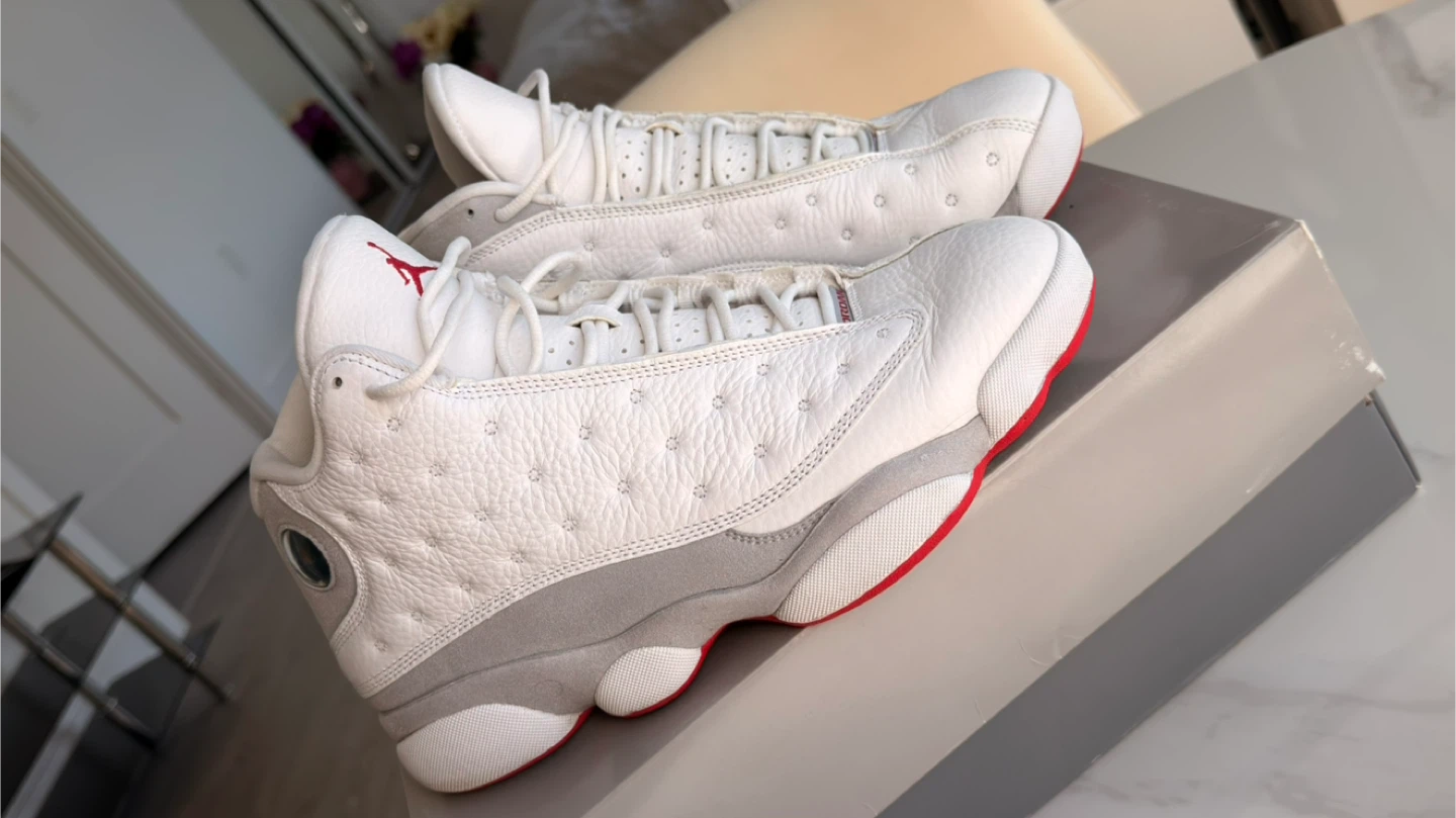 Air Jordan 13 Retro Wolf Grey Size 10 – 8/10 Condition - photo 3