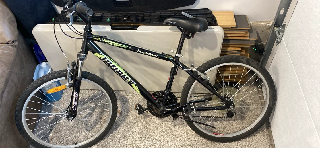 Infinity "Blackhawk" Mountain Bike