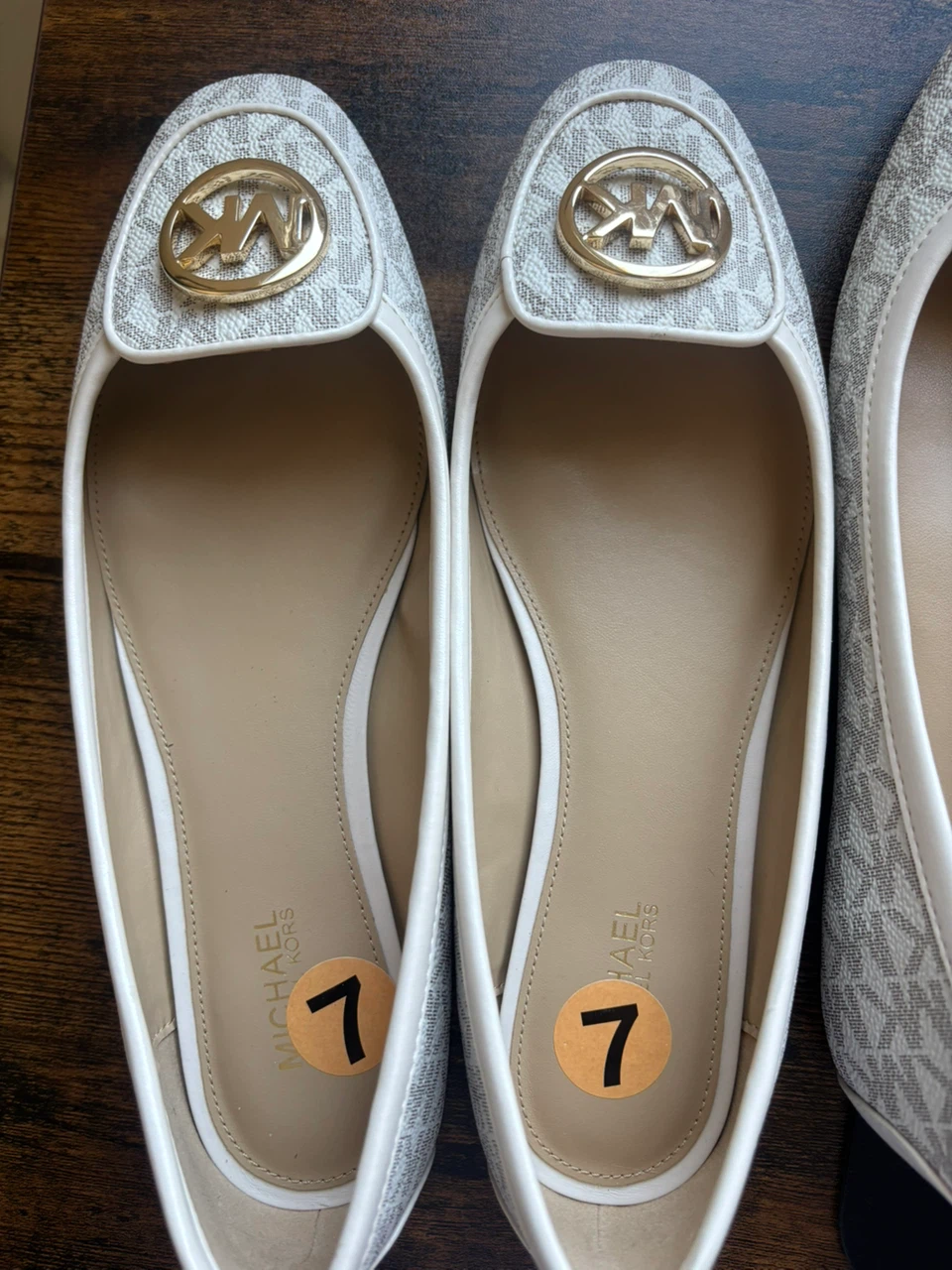 Michael Kors Women's Ballet Flats Size 7 White MK Logo