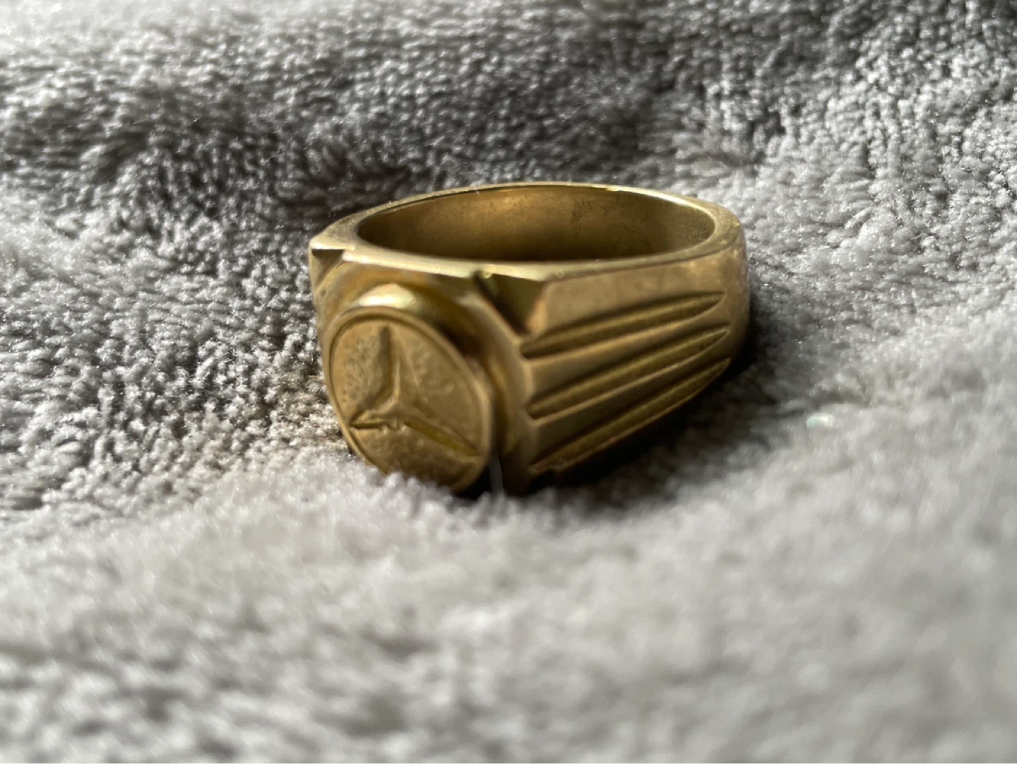 Mercedes-Benz Ring - photo 2
