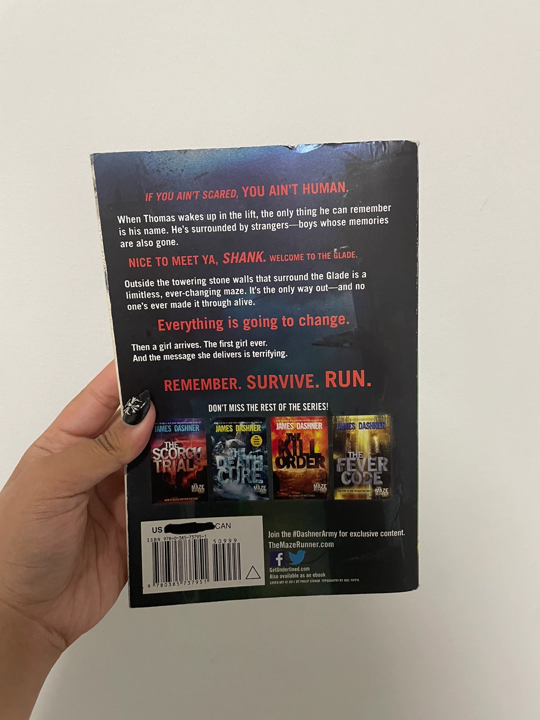 ALL MUST GO - $5 books! - photo 4
