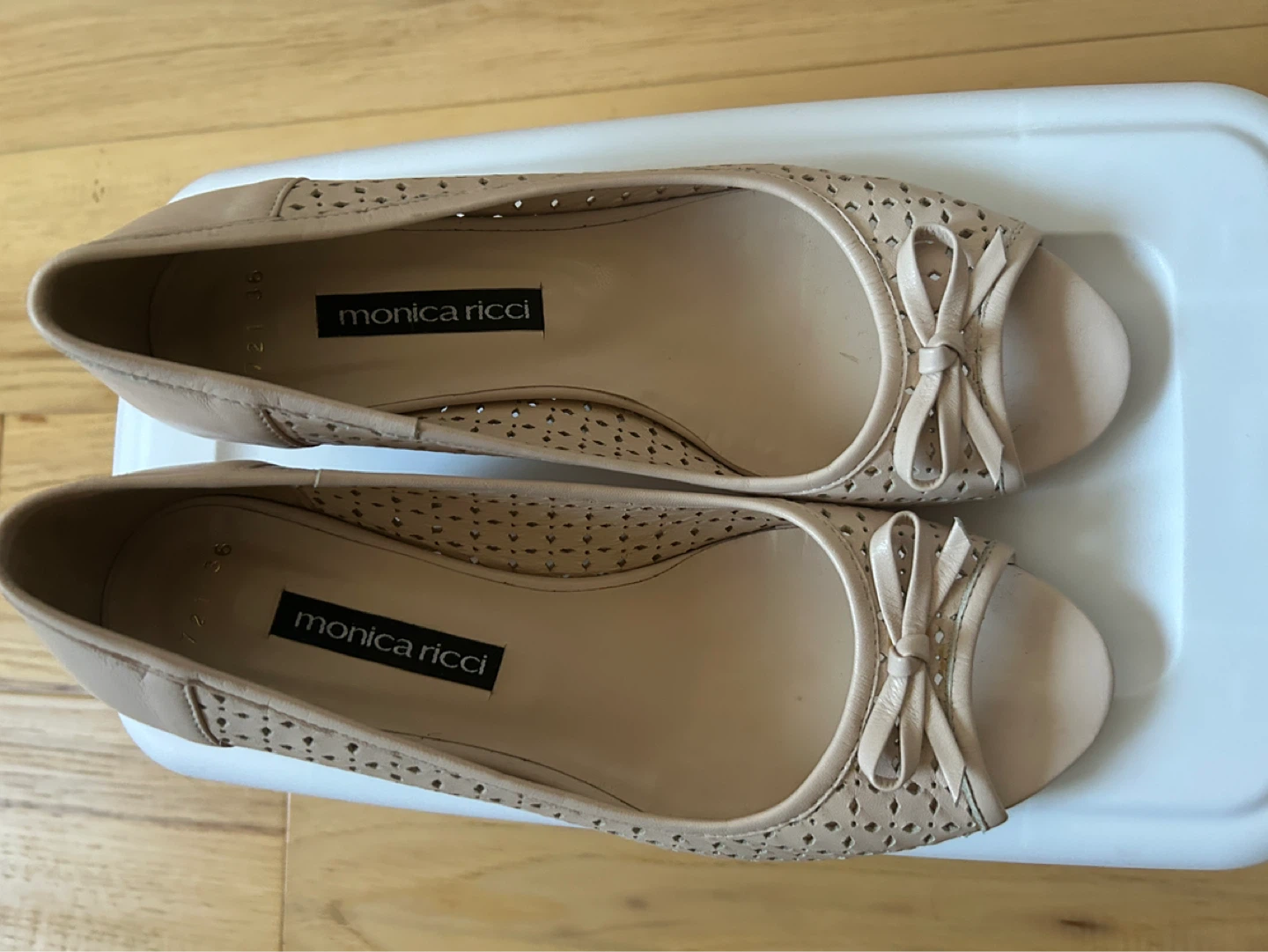 Monica Ricci Women's Peep Toe Heels Size 36