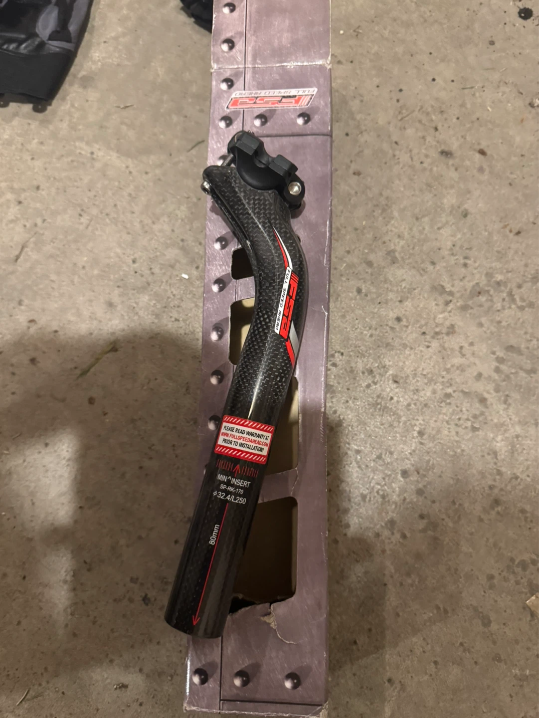 Brand new Carbon Fibre Seat Post. Still in the box