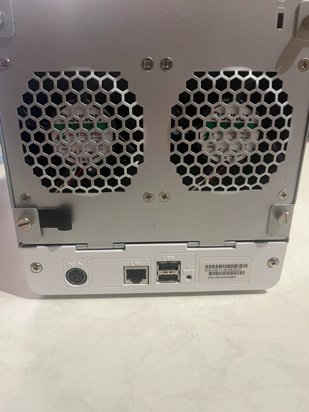 Synology DiskStation DS411j NAS - photo 3