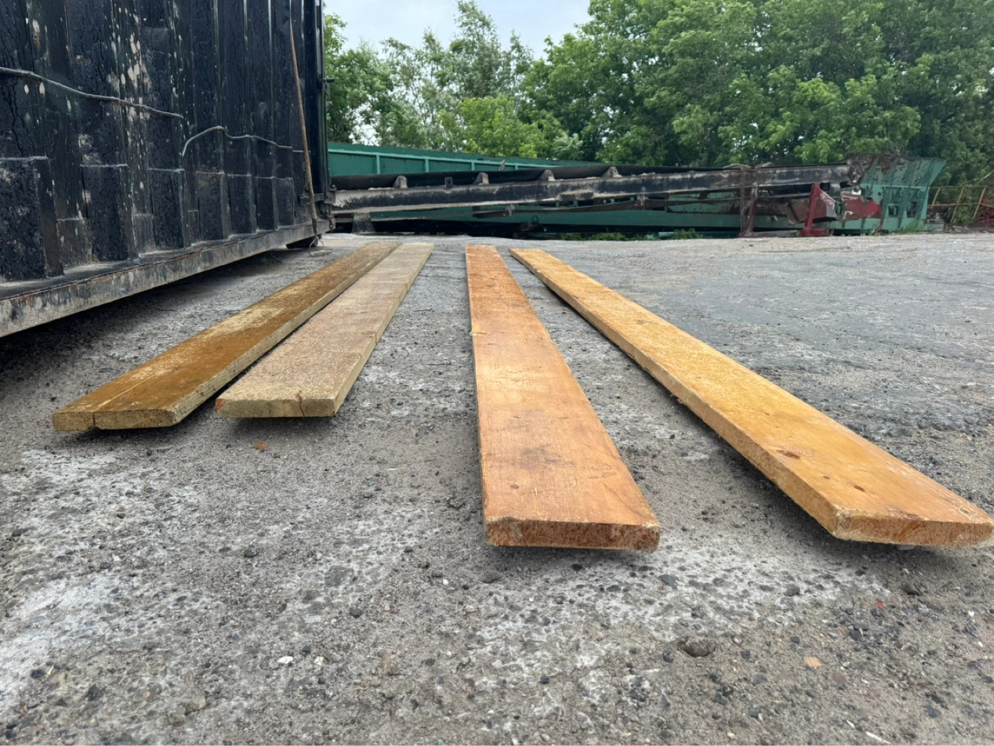 Lot of 4 Wooden Boards - photo 4