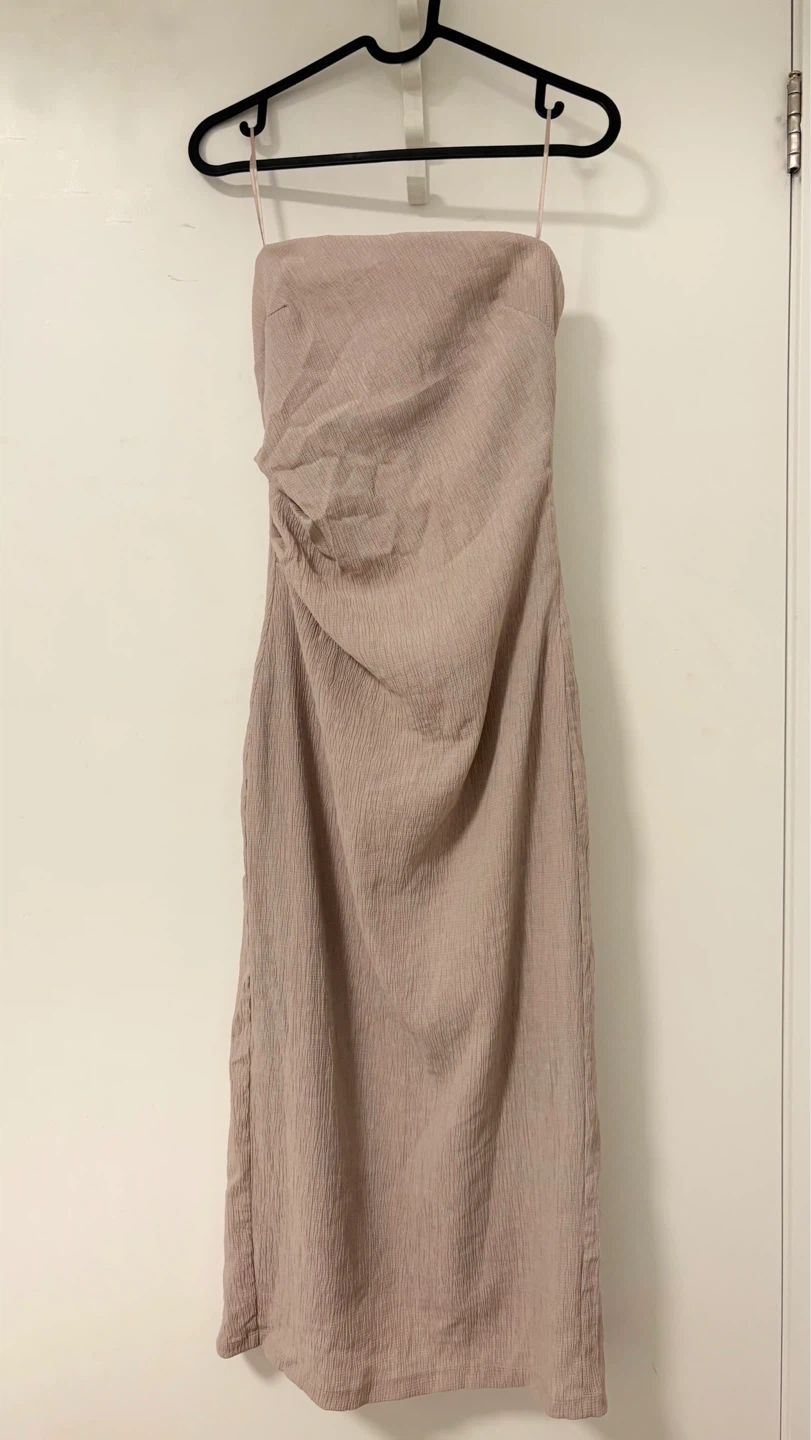 Dynamite Strapless Ruched Bodycon Dress Taupe