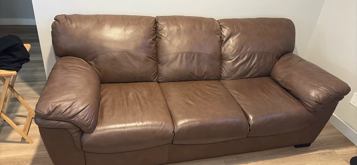 Couch and loveseat leather - photo 2