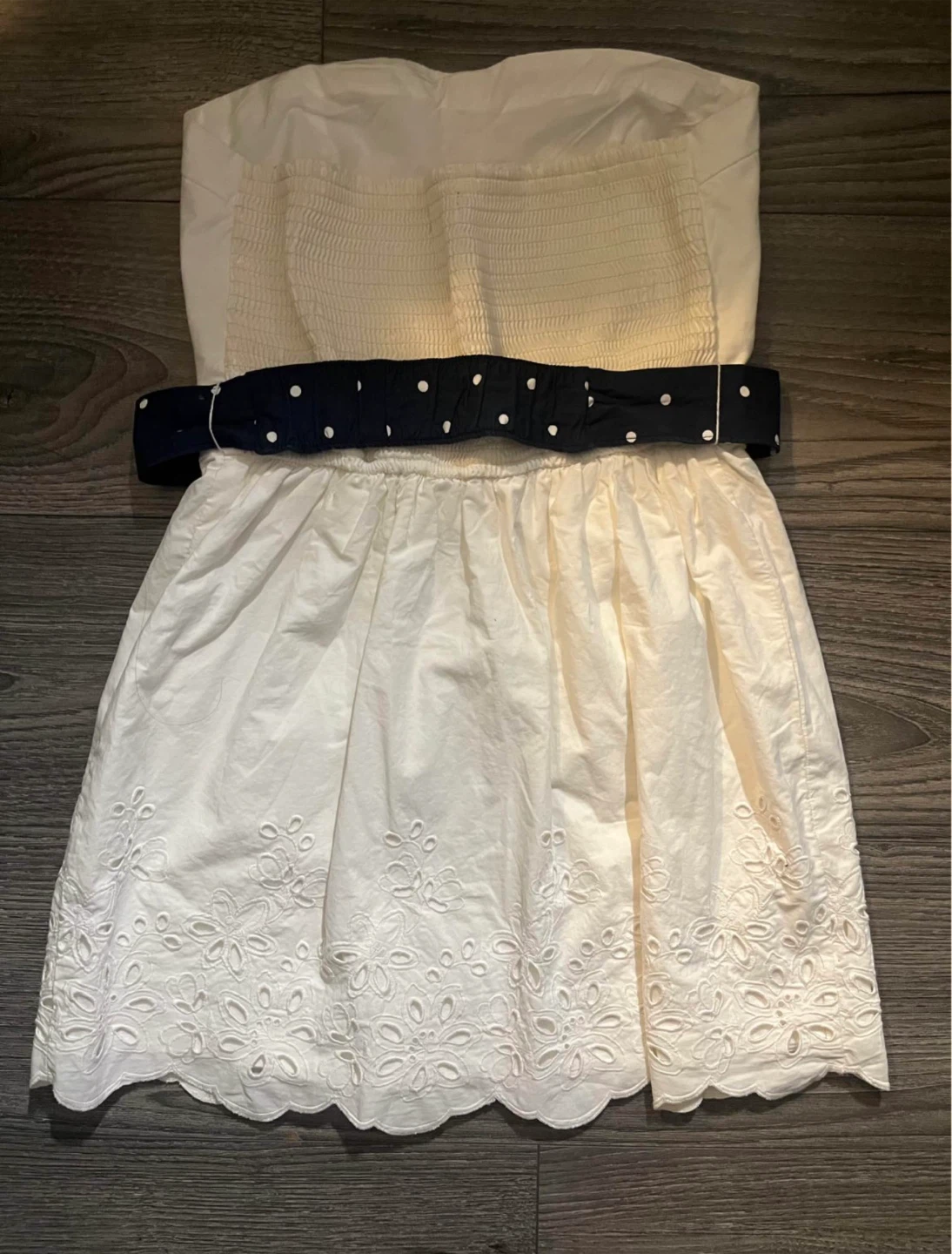 White Hollister Strapless Mini Dress - photo 3