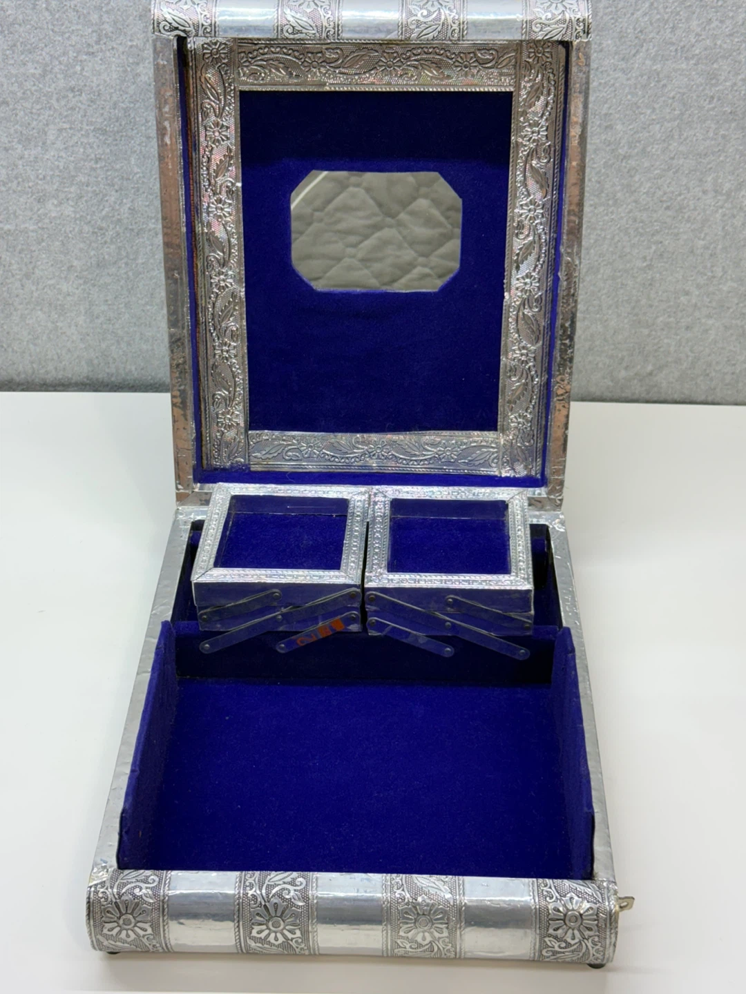 Vintage Indian Book Shape Jewelry Box Blue Velvet Elephant - photo 3