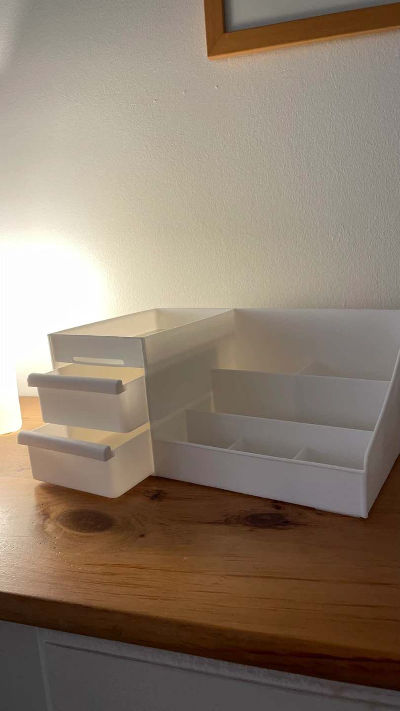 stationary / makeup organizer