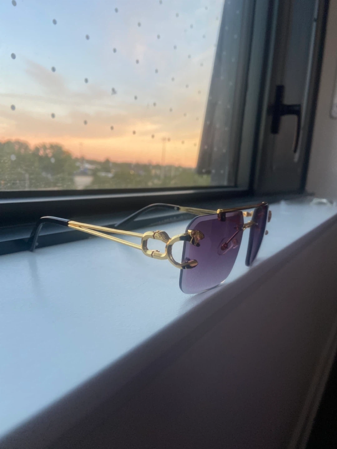 Sunglasses - photo 2