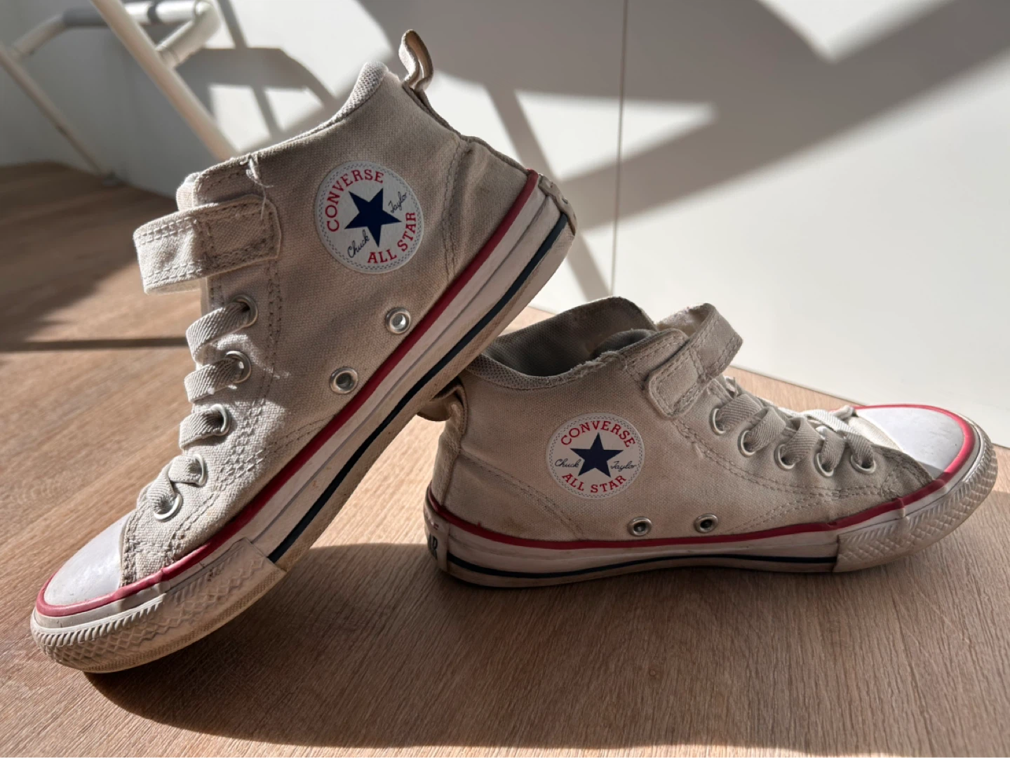 Kids' Converse Chuck Taylor All Star High-Top Sneakers size US 2