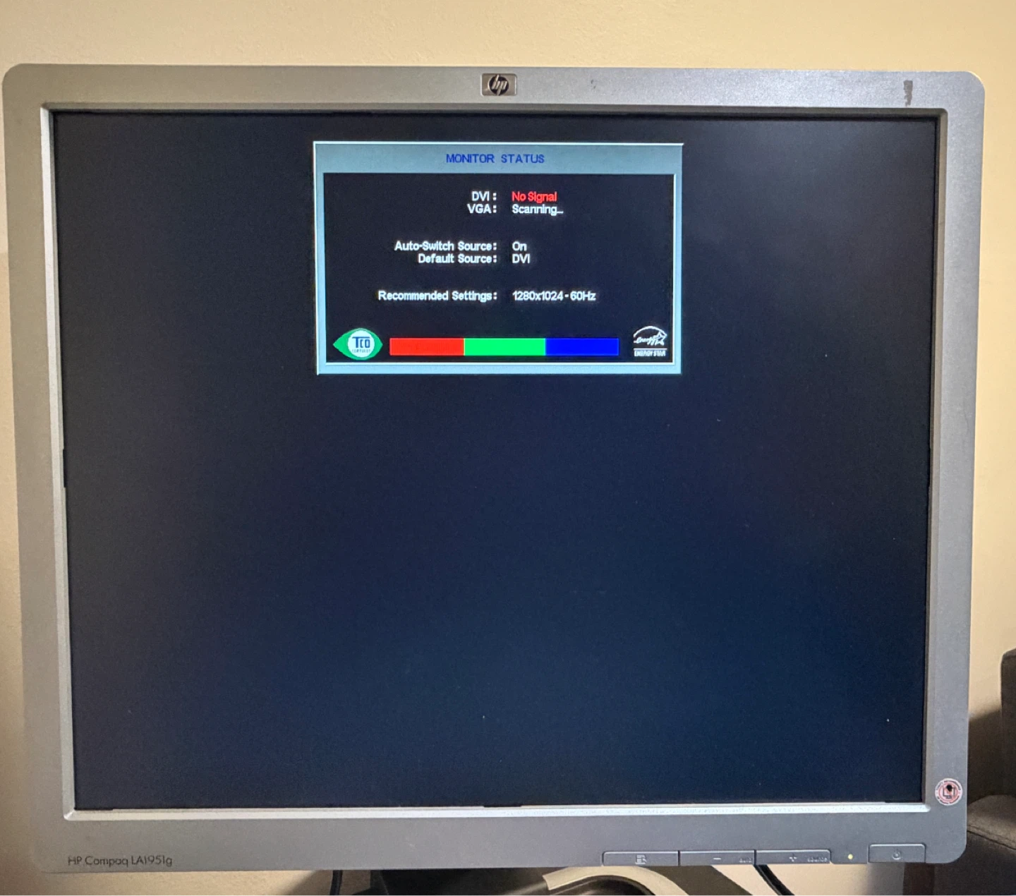 HP Compaq LA1951g LCD Monitor - photo 3