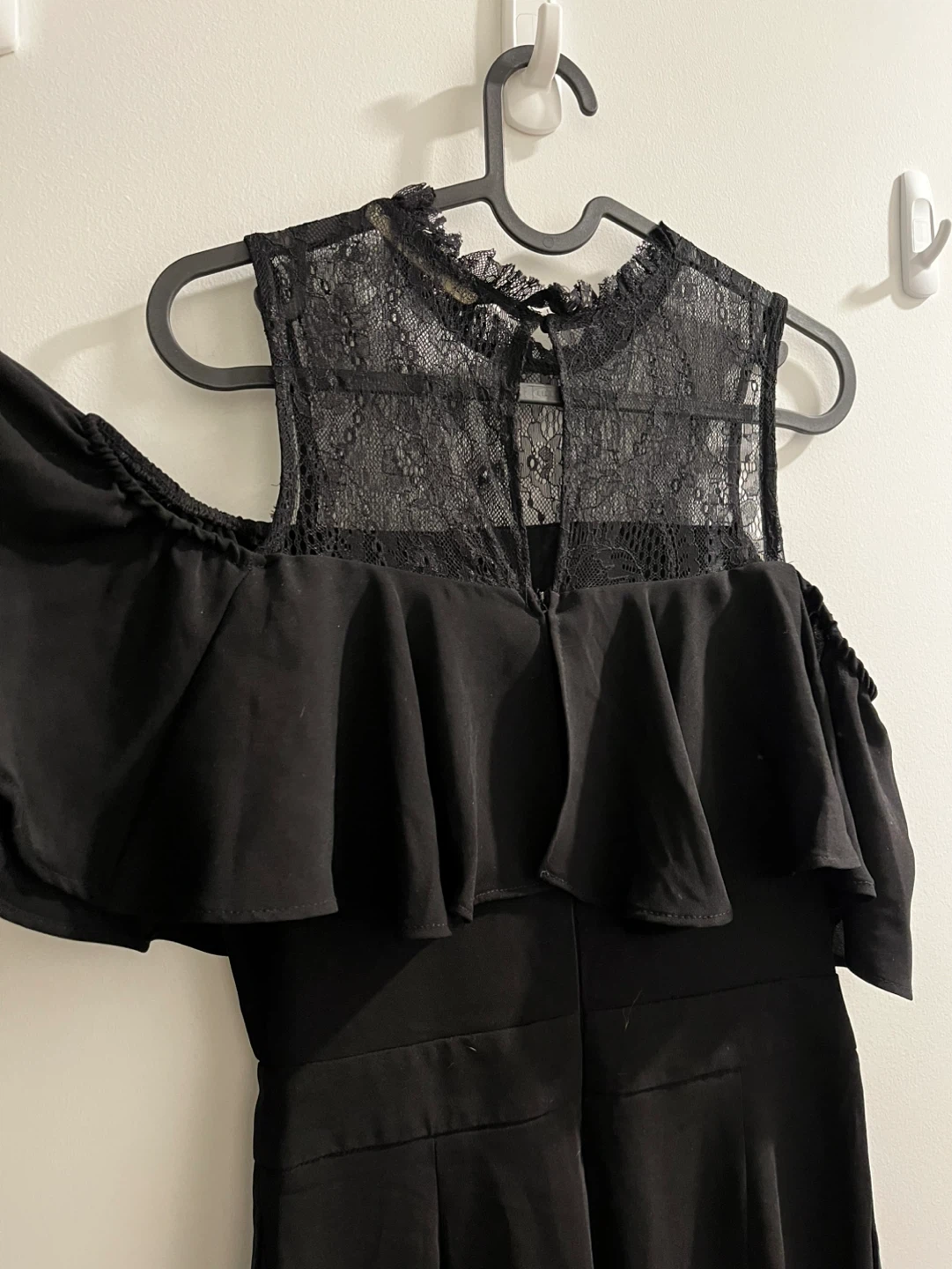 Zara Black Lace Cold Shoulder Ruffle Jumpsuit - photo 3