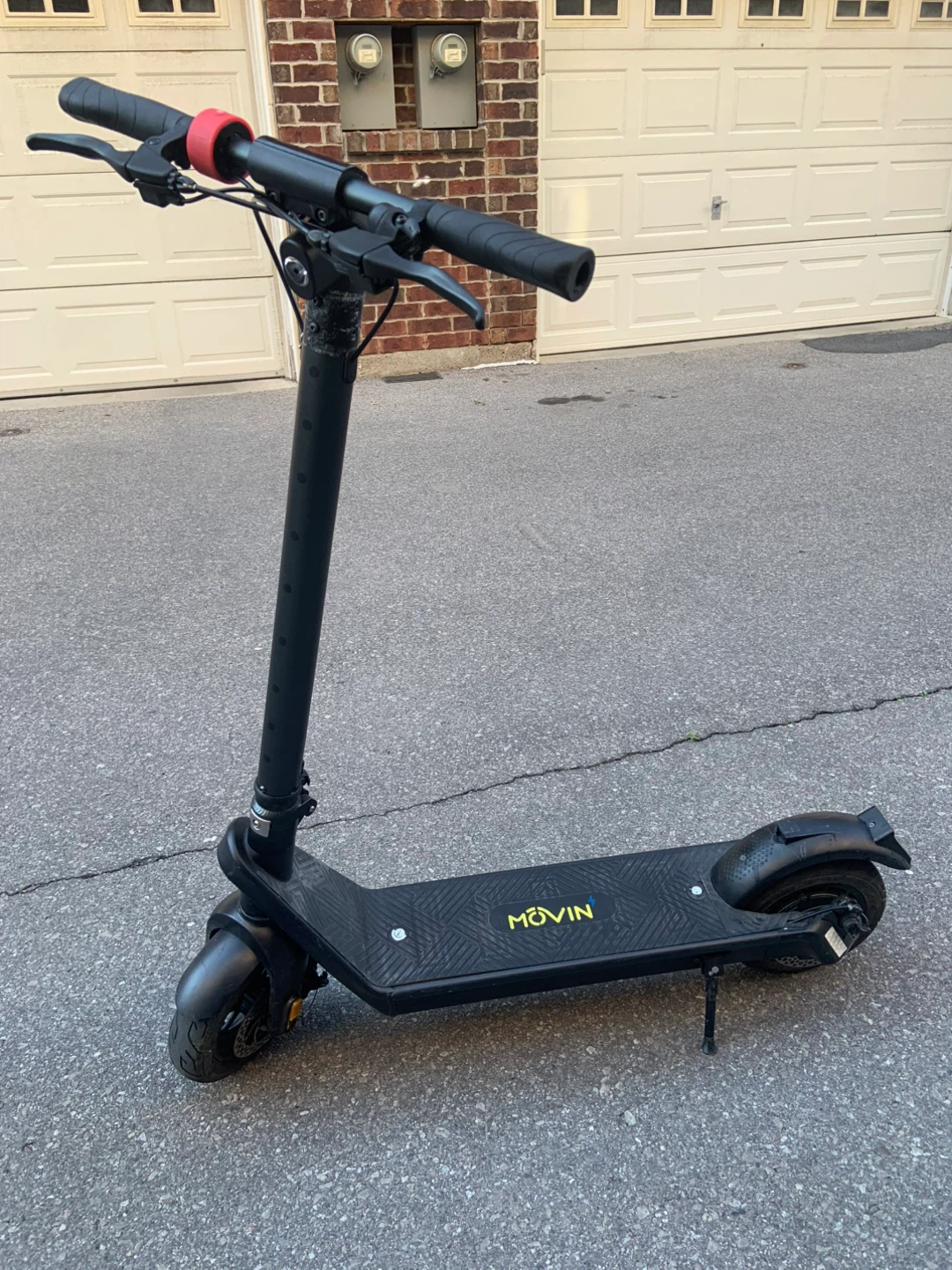 Movin Electric Scooter(MOVING SALE)