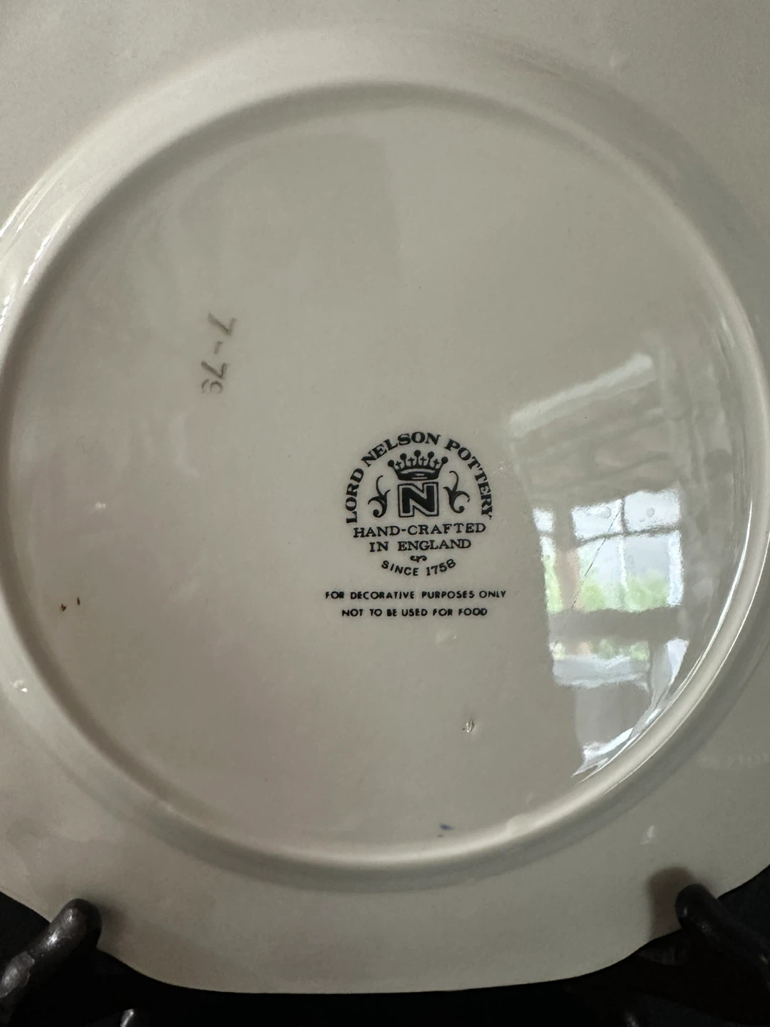 PINKY Lord Nelson Pottery Gainsborough Decorative Plate England - photo 5