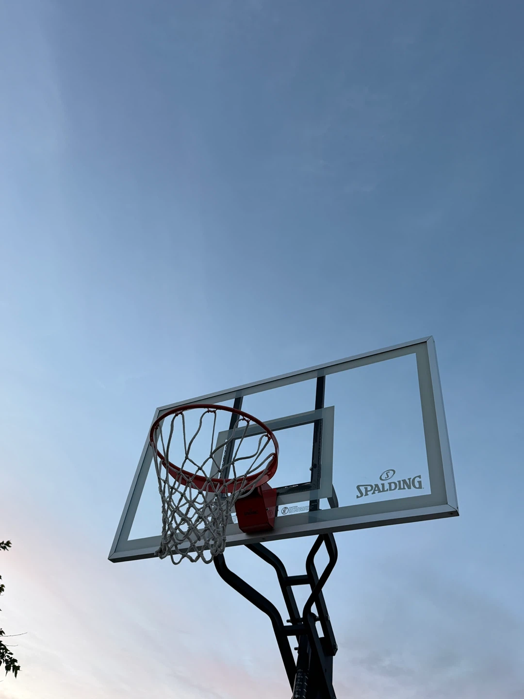 Spalding 60" Tempered Glass Basketball Hoop