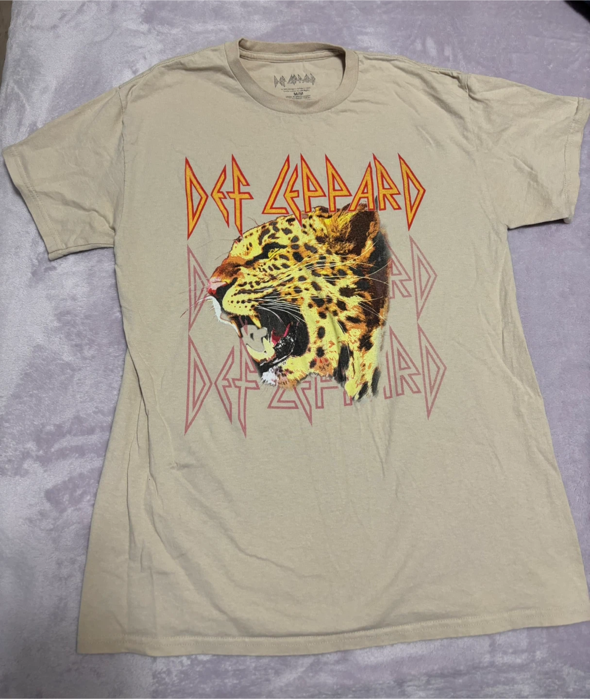 Def Leppard Leopard Graphic T-Shirt