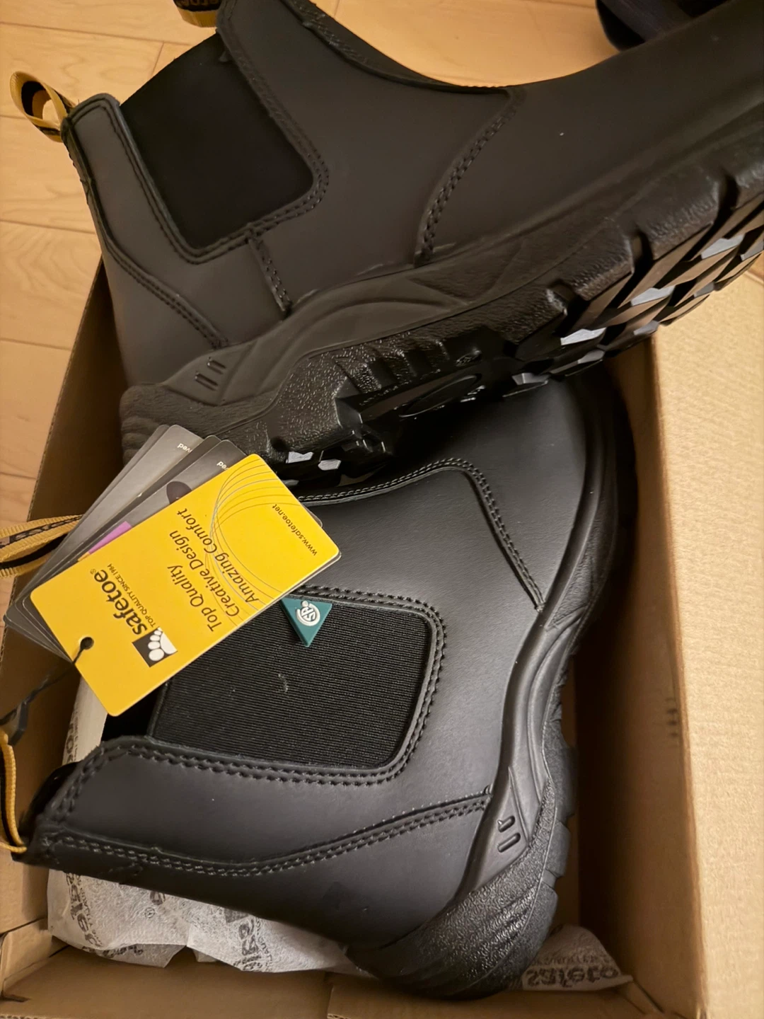 Women CSA green mark Safetoe Black Chelsea Boots