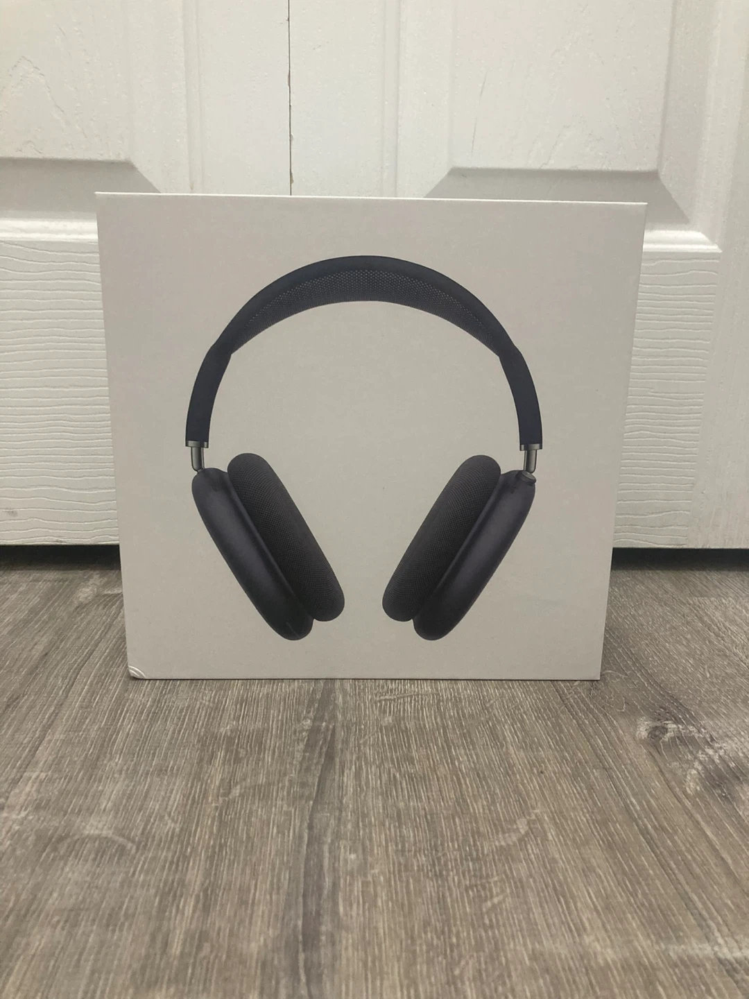 Space Gray AirPods Max - photo 2