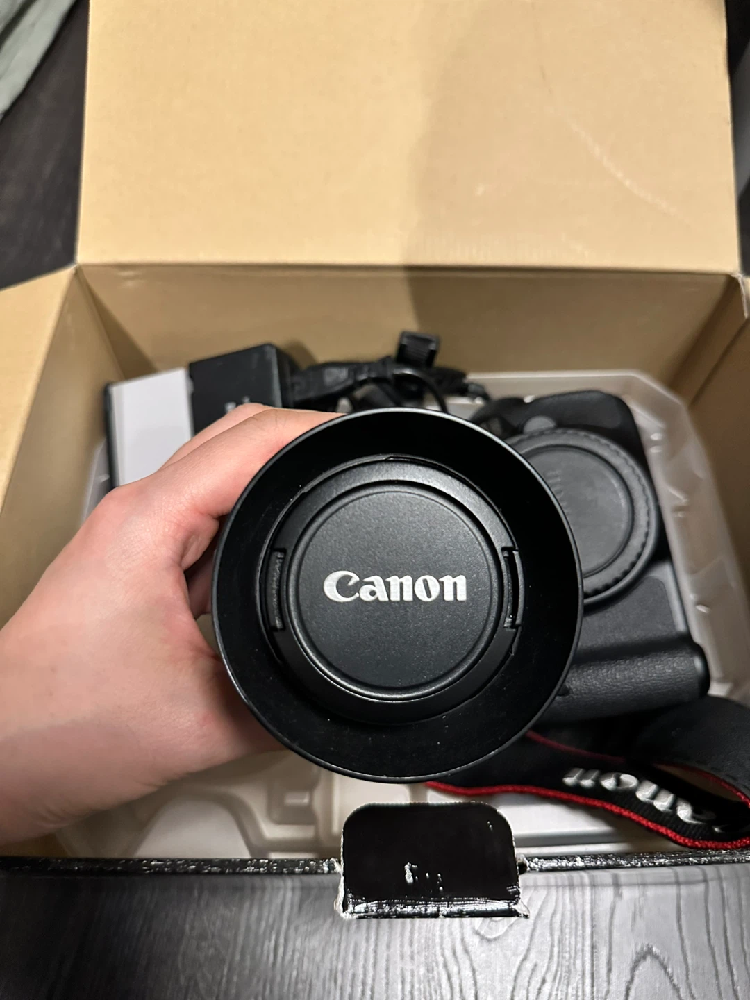 Canon EOS 600D DSLR Camera with 18-55mm Lens - photo 2