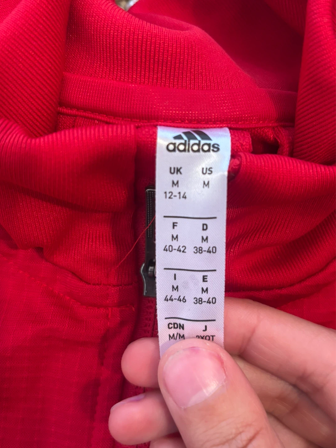 Adidas clothes new - photo 2